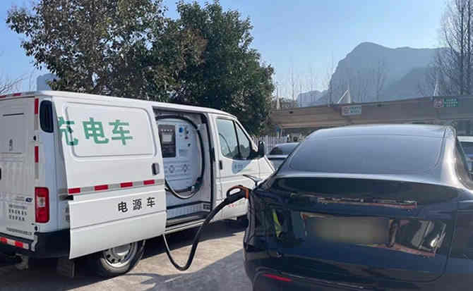 黔西汽车搭电